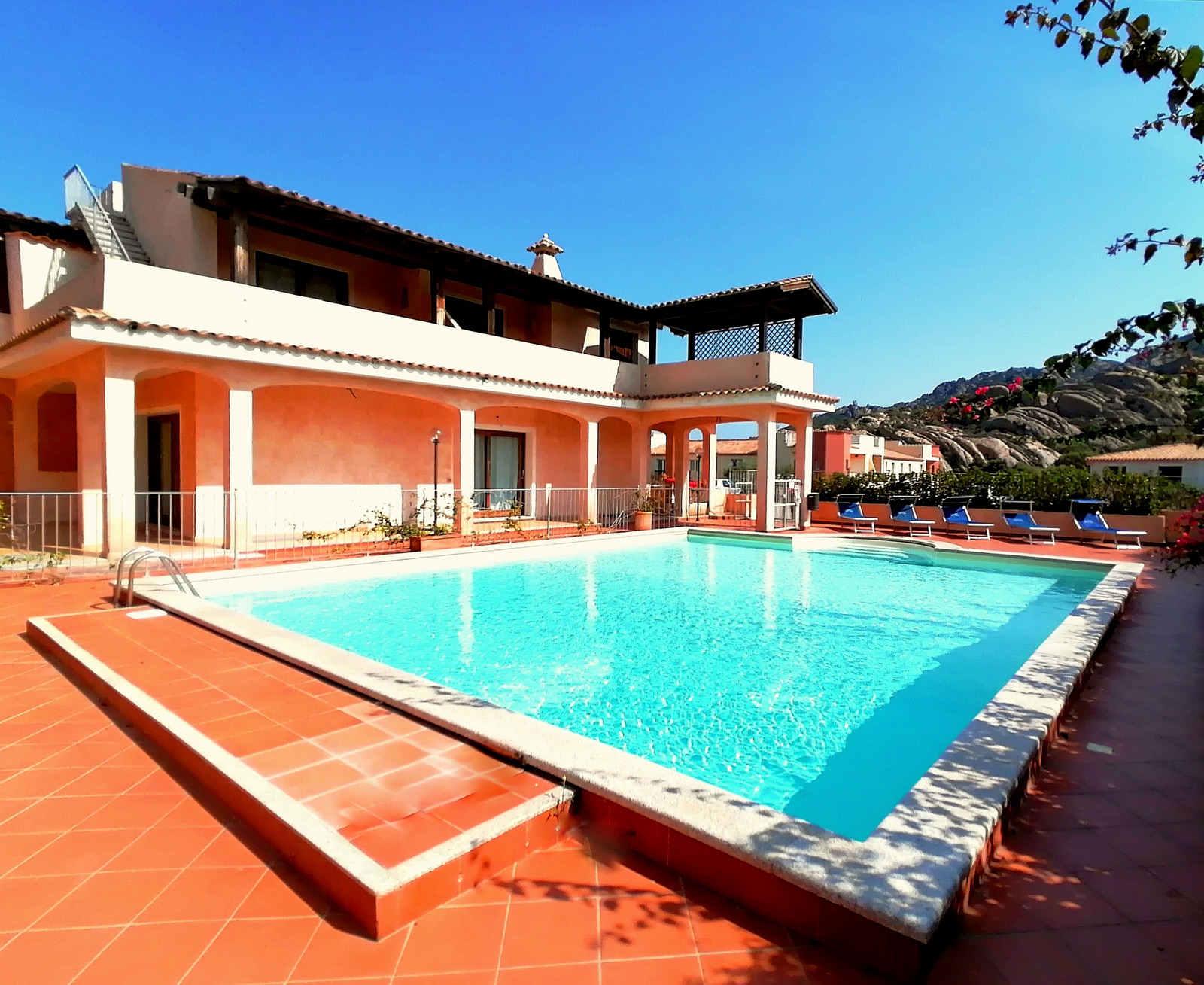 Smeralda House