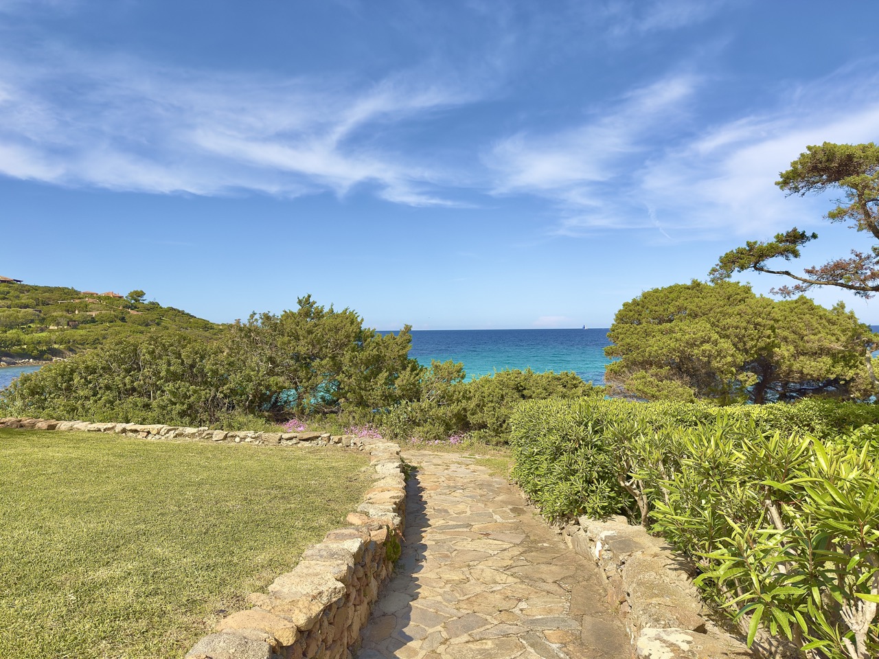 IMG_3861 – dimensioni grandi Cala Granu Waterfront
