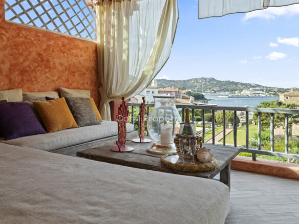 Yacht Terrace