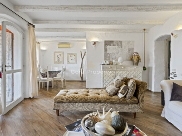 Yacht Terrace