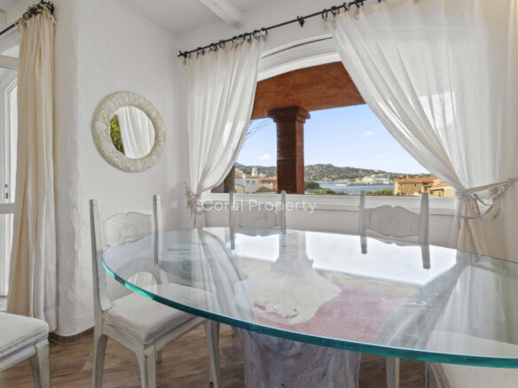 Yacht Terrace