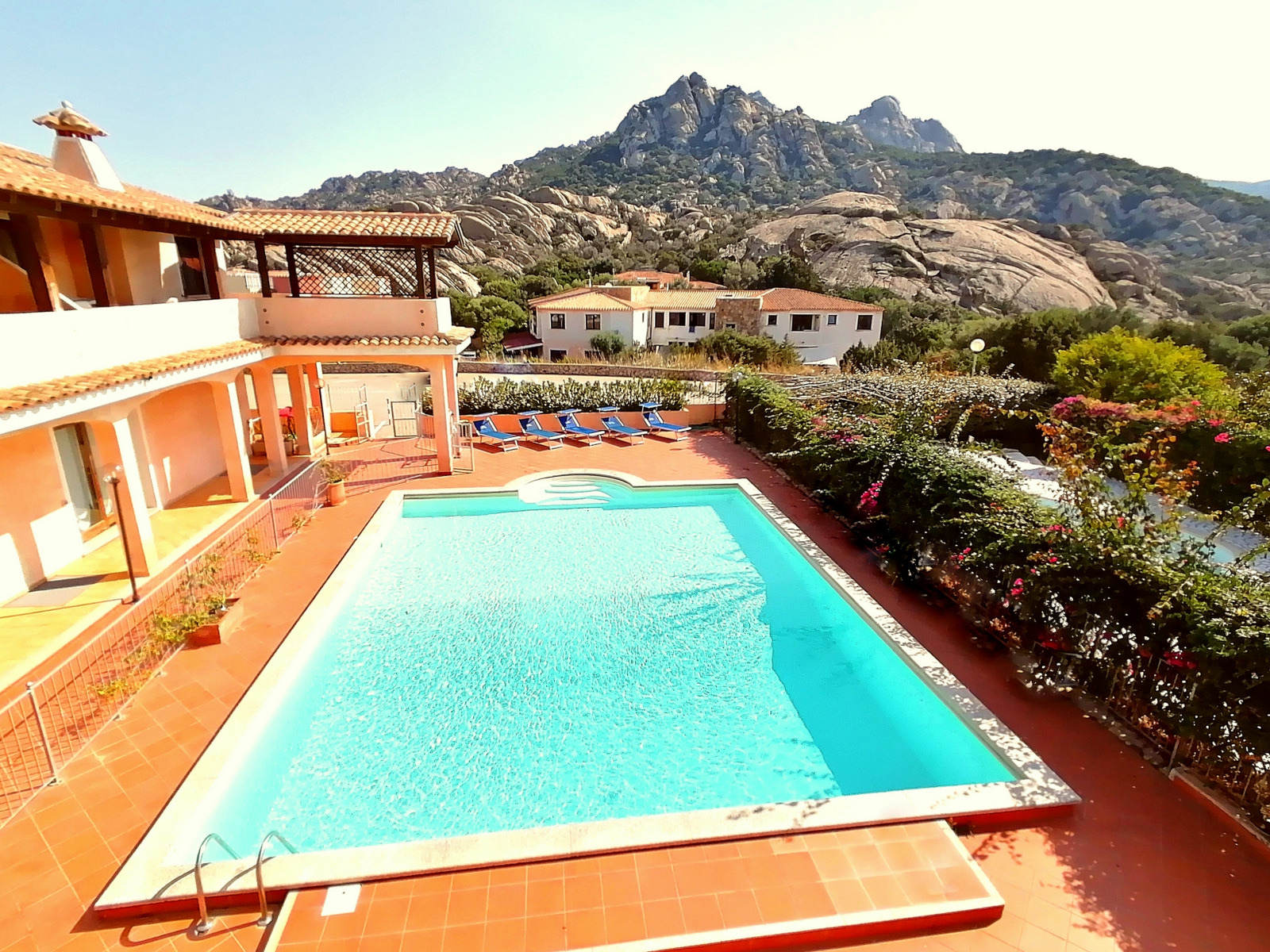 Smeralda House